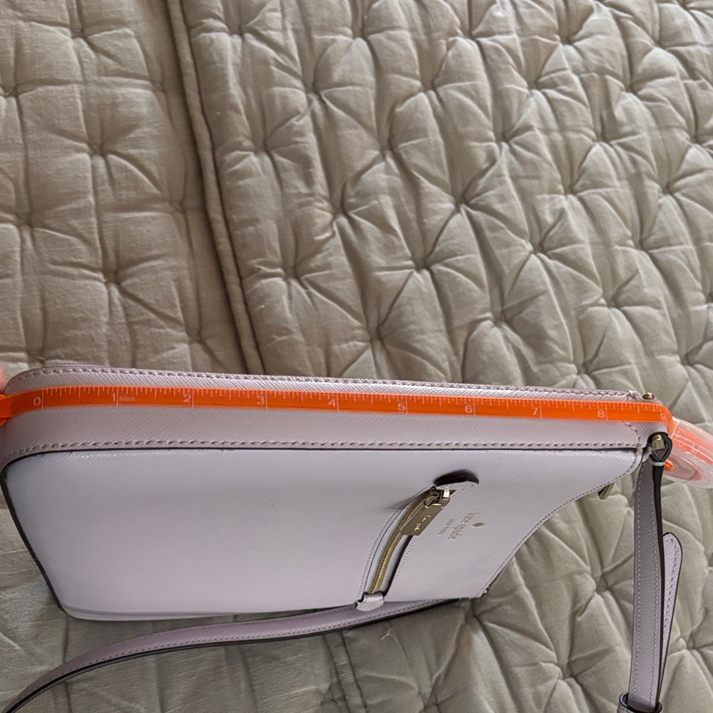 kate spade light lavender leather crossbody with gold hardware - Picture 4 of 7
